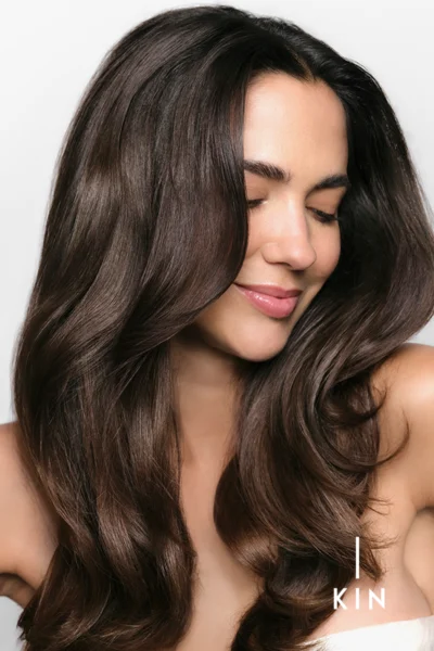 Kincrem Color Mocha Mousse conseguido con tinte vegano, PPD free en Universo Kapilar